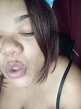 XXX chat uživo modela Meellcarioca