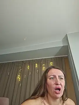 KamaSons Adlı Modelin Canlı XXX Sohbeti