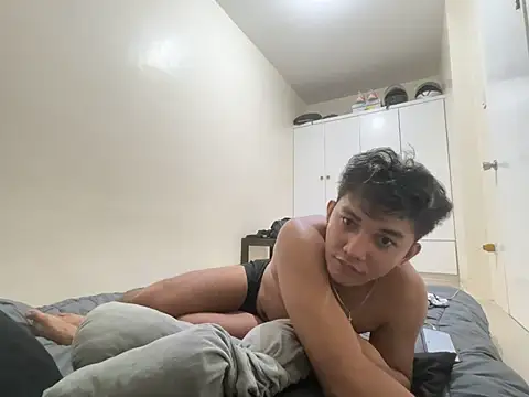 xZenithx_ 即時 XXX 聊天