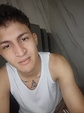 Chat XXX ao vivo de Axel_Romanov