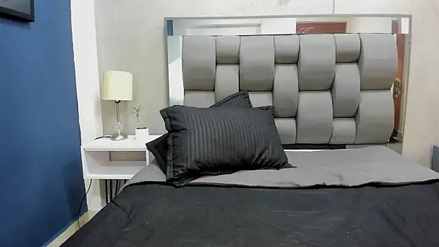 Živý XXX chat Charlie___Musk