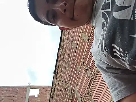 XXX chat uživo modela Tiger_cryad