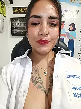 MAYE__13 Live XXX Chat