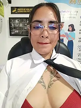 MAYE__13 Live XXX Chat