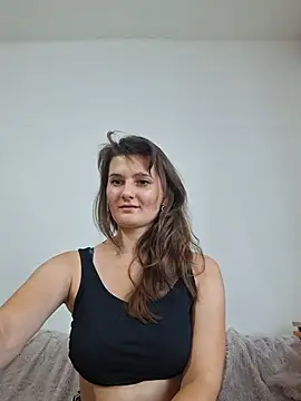 Nika_aa লাইভ XXX চ্যাট