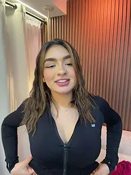 jenn_fit লাইভ XXX চ্যাট