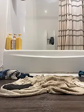 long9inch35 Show in webcam
