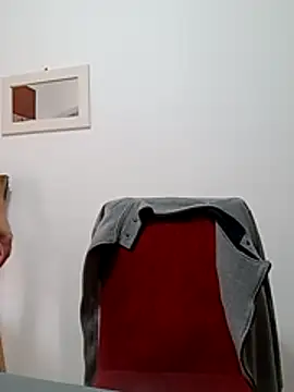 Bradd_32 XXX чат на живо