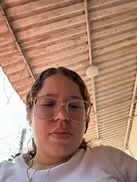 Czat XXX na żywo – Lucyklein2022