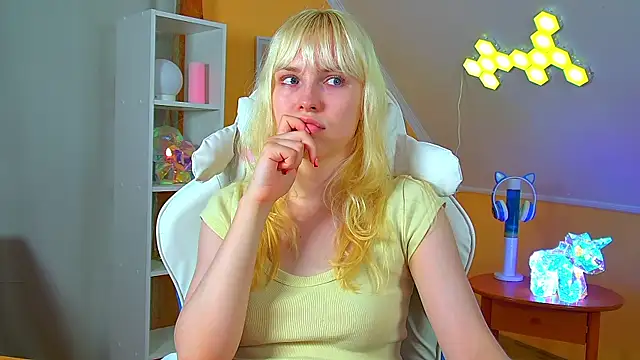 HannahHollis live XXX chat