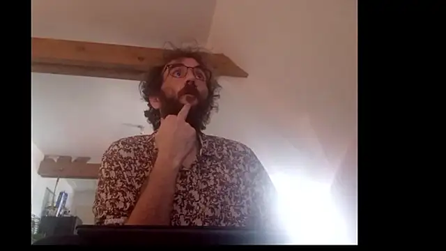 Mastersanges élő XXX-chatje
