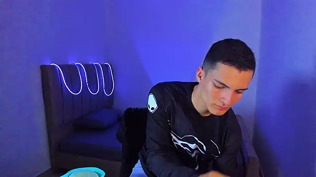 Вебкам-шоу Matiius18