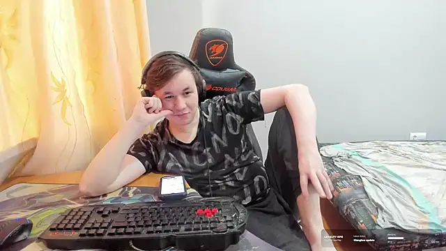 Онлайн чат XXX iliaskrislove