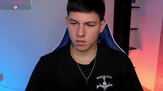 JamesCr_ Live XXX Chat