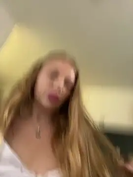 Онлайн чат XXX feedeegeorgie