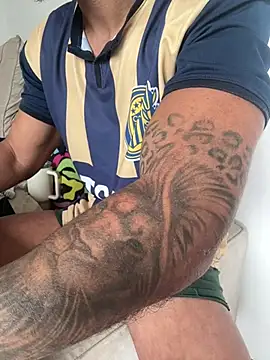 XXX chat uživo modela Yourman18c