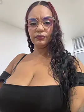 Sara-77 Chat XXX live