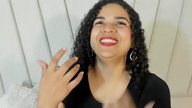 Chat +18 de Miaa_Star1 ao vivo