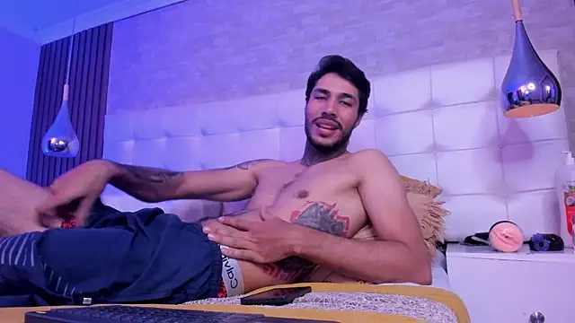 JacksonGreenn Live XXX-Chat