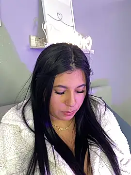 Chat XXX en directo de KendalMilleer