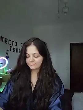 צ'אט XXX בשידור חי של _Mikky_lil_