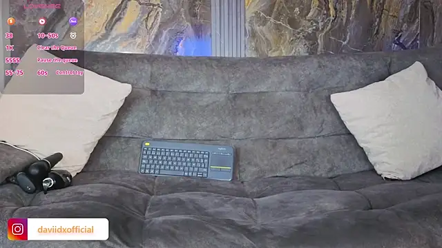 XXX chat uživo modela Daviid_laidd