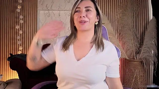 Chat XXX en directo de Isabella_lt