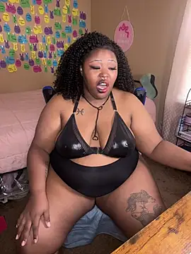 Chocolatebunnyxx96 Chat XXX in diretta