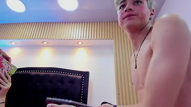 Ari_Stonnen Live XXX chat