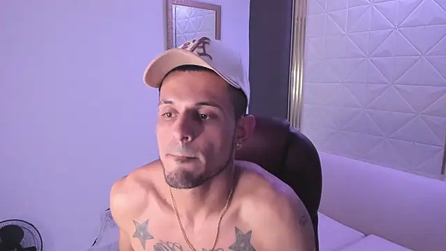jacob_stonne Adlı Modelin Canlı XXX Sohbeti
