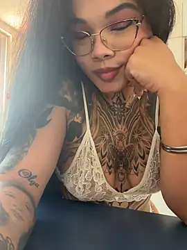 madyson_fox Adlı Modelin Canlı XXX Sohbeti