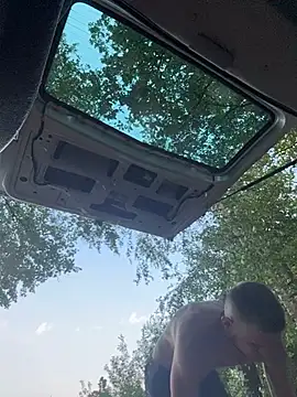 Živý XXX chat VelvetKingg