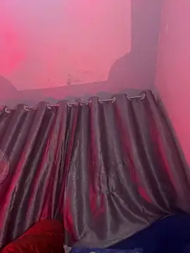 Chat XXX Live _Thirteen