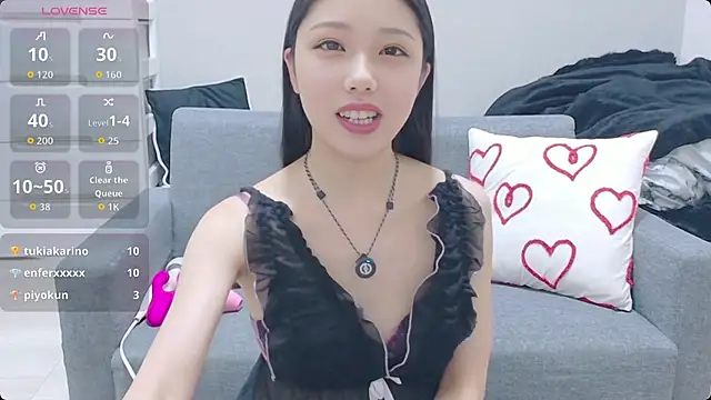 Minamina2 Adlı Modelin Canlı XXX Sohbeti