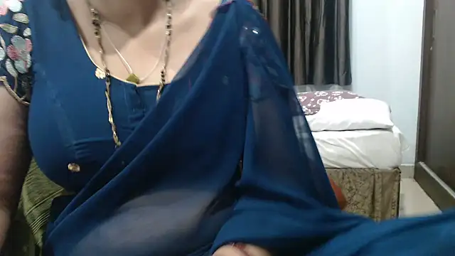 sunitha-3 Adlı Modelin Canlı XXX Sohbeti