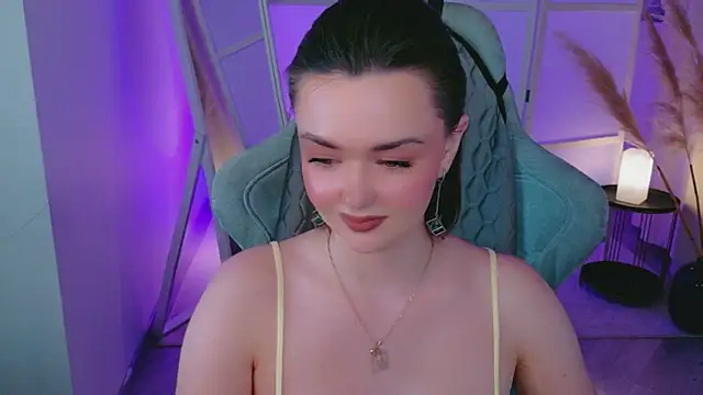 AvaFlower's Webcam Show