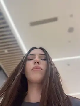 AnitaFly: απευθείας συνομιλία ΧΧΧ