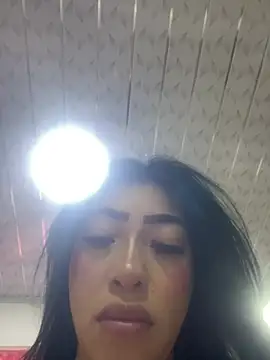 DAKOTA_SAKURA Adlı Modelin Canlı XXX Sohbeti