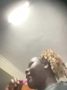 XXX chat uživo modela cumming-queen