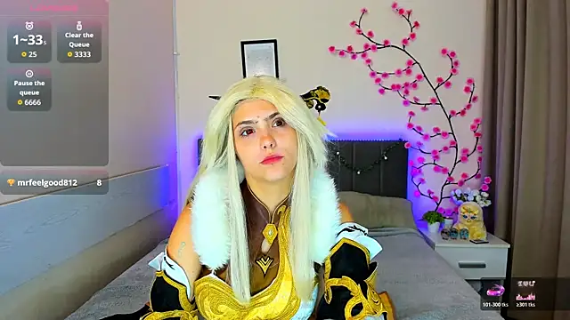 DellaRows' Live XXX Chat