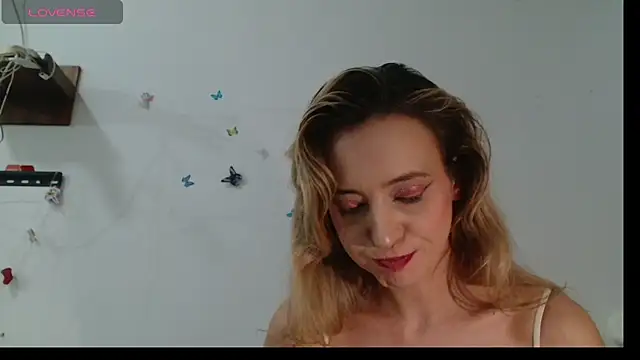 Онлайн чат XXX RexaRoberts