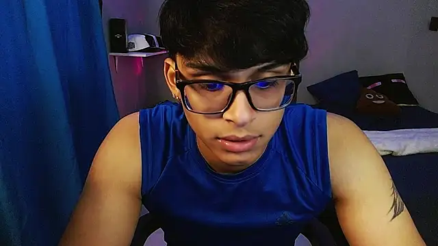 Mr_yisuzz Live XXX-chat