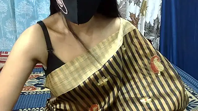Chat +18 de Only-Priya ao vivo