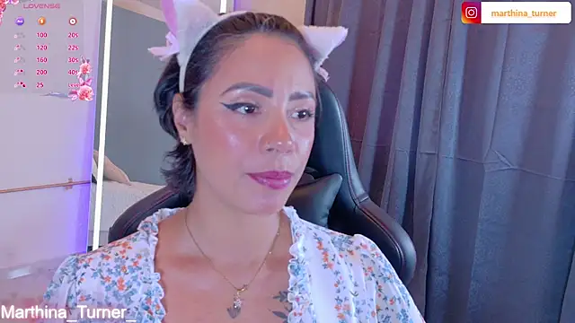 Chat +18 de Marthina_turner_ ao vivo