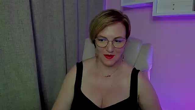 feliziaDesire Live XXX-Chat