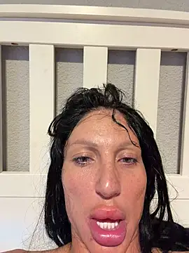 Chat +18 de NINACOXXX ao vivo