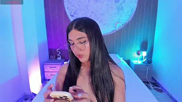 دردشة RoseCassie الجنسية المباشرة