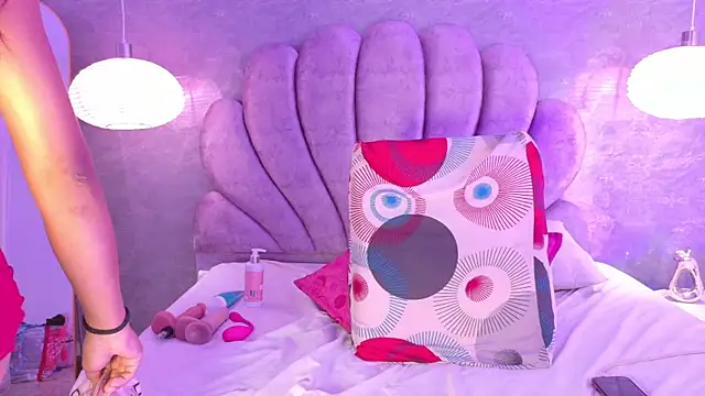 Chat +18 de Bella-Sanders ao vivo