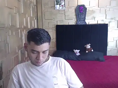 omar202612 Live XXX Chat
