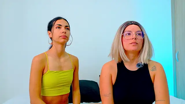 צ'אט XXX בשידור חי של kimandlu
